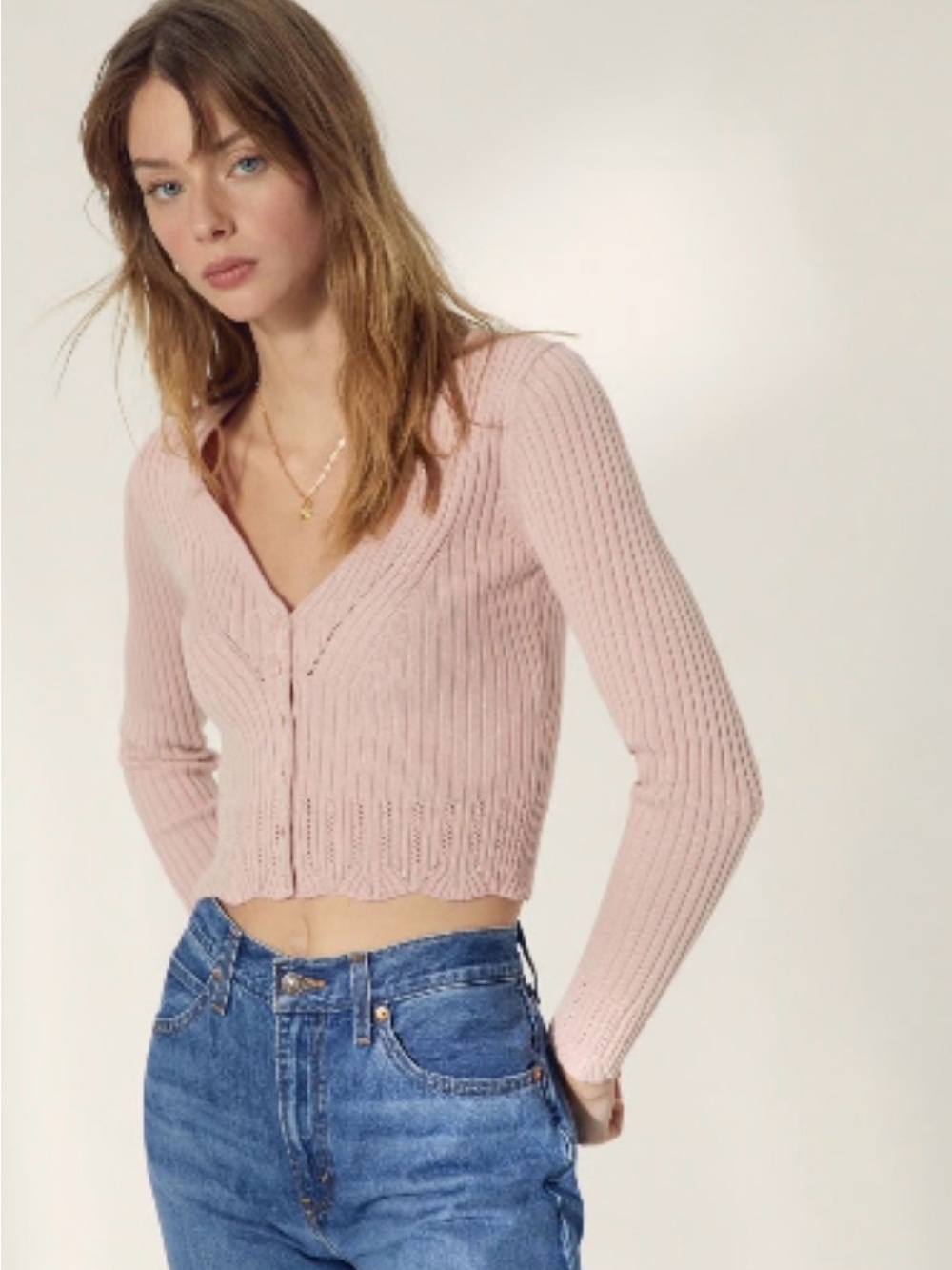 Wilfred Evie mousse Pink Ribbed V-Neck Cropped Sweater medium fitted